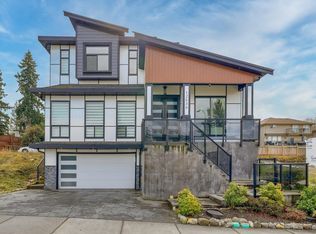 12036 Osier Pl, Surrey, BC V3V 4E5