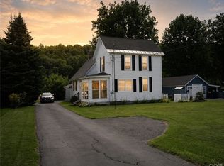 133 Elm St, Oriskany, NY 13424