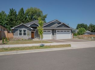 2845 Caldera Ln, Medford, OR 97504
