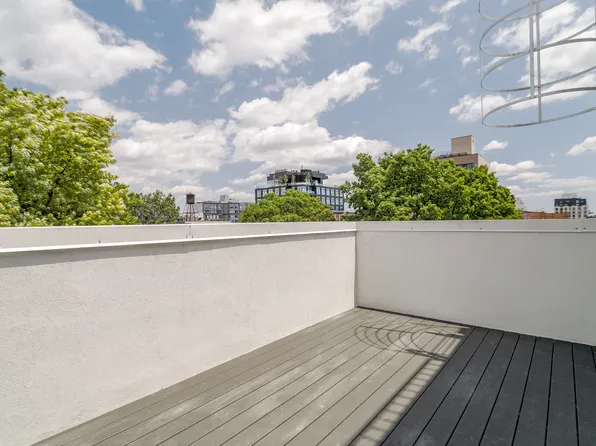 819 Dean Street image 23 of 33