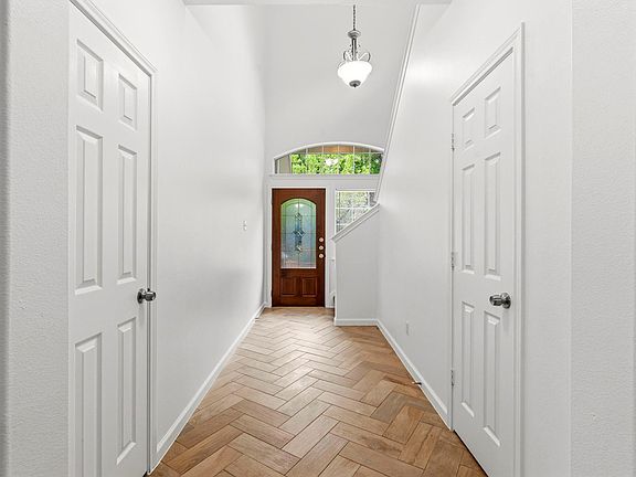 5th image of 103 Ledgestone Pl