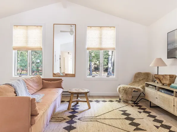 10 Maritime Way, East Hampton, NY 11937
