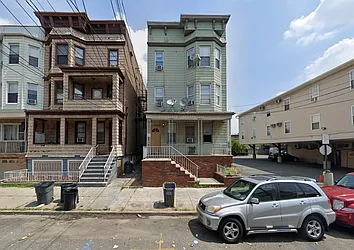 67 Andrew Street, #1F