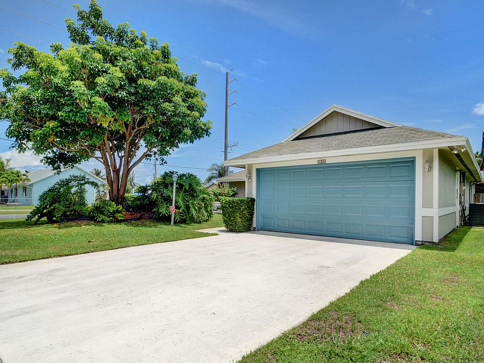 1st image of 800 SW 1st Court