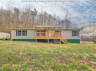 1473 Myers Branch Rd, Milton, WV 25541