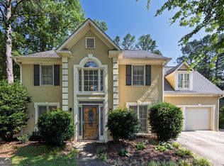 639 Radford Cir, Woodstock, GA