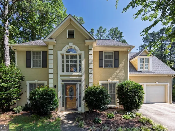 639 Radford Cir, Woodstock, GA 30188
