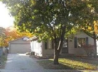 3809 Raven Ave SW, Wyoming, MI 49509