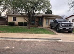 807 NW 7th St, Andrews, TX 79714