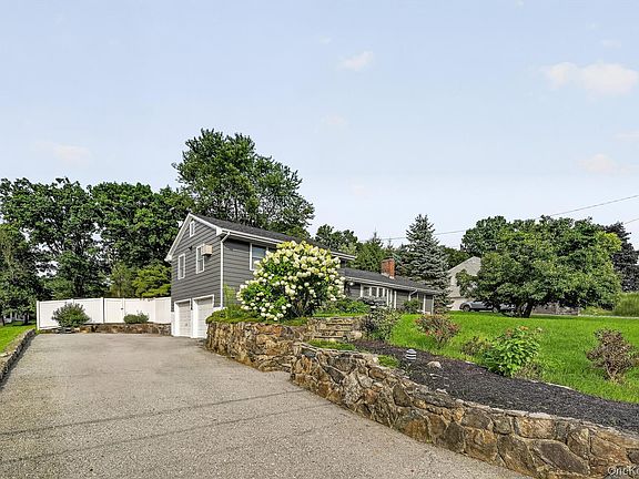 3rd image of 46 High Acres Drive