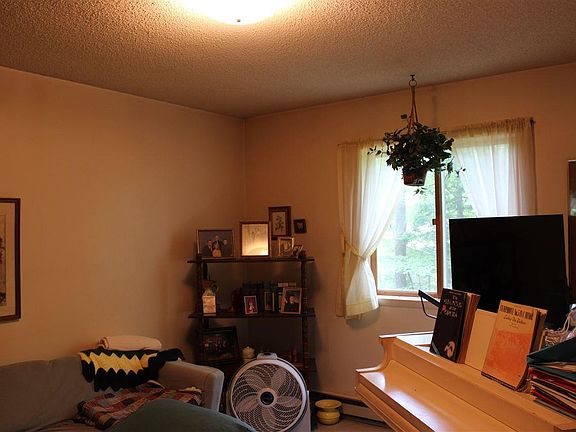 5th image of 3604 Prentice Dr