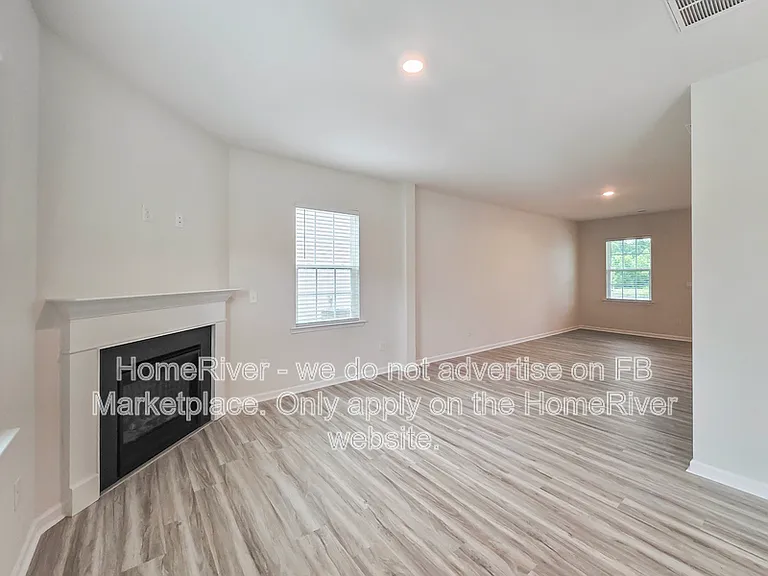 3922 Ashton Dr — Photo 5