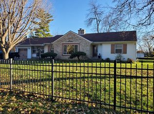 11231 W Bobolink Ave, Milwaukee, WI 53225