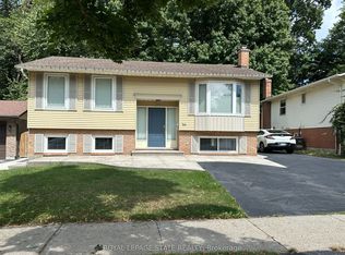 36 Inglewood Ct #B, Grimsby, ON L3M 4S2