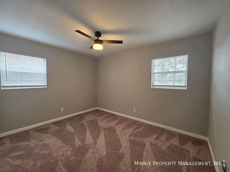 4603 Mercedes Dr — Photo 18