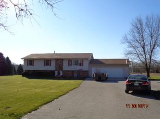 5156 E Becht Rd, Coloma, MI 49038