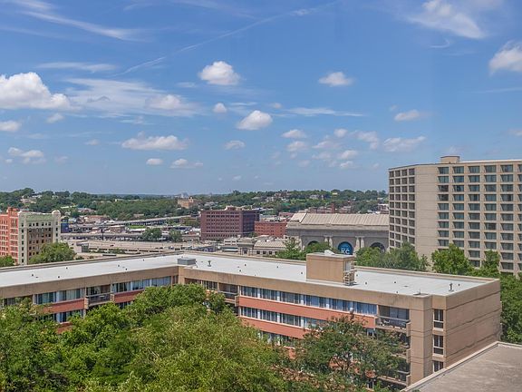 3rd image of 2510 Grand Blvd #14