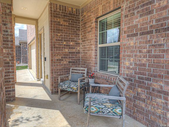 3rd image of 124 Field Ridge