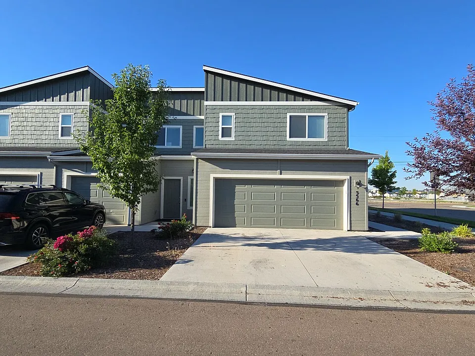 5566 Cherry Ln