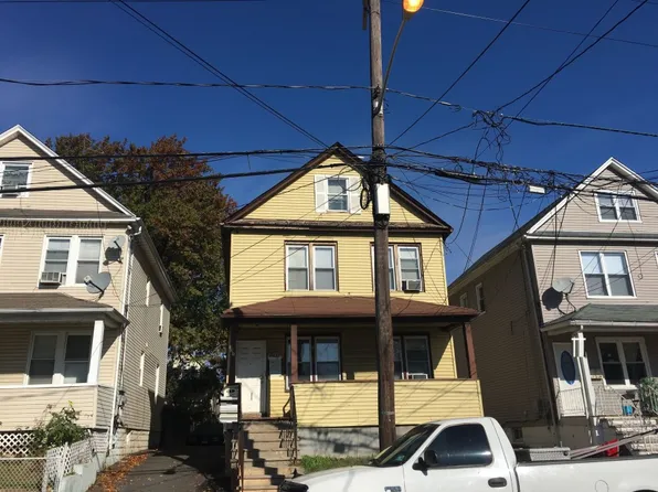 925-927 Emma St, Elizabeth, NJ 07201