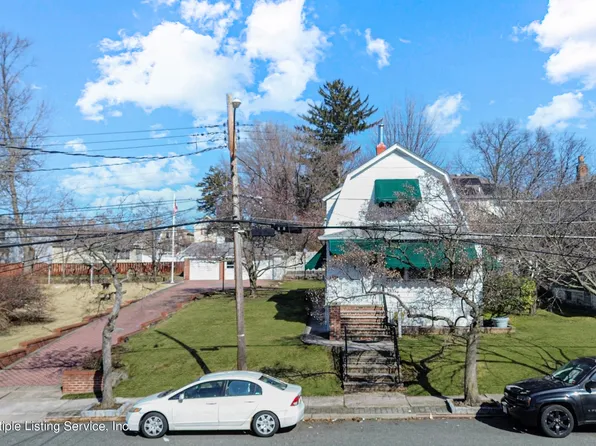 227 Barnard Ave, Staten Island, NY 10307