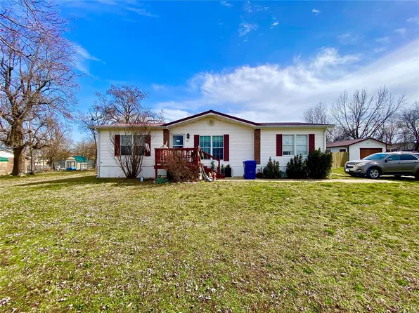 607 S Ellen St, Dixon, MO 65459