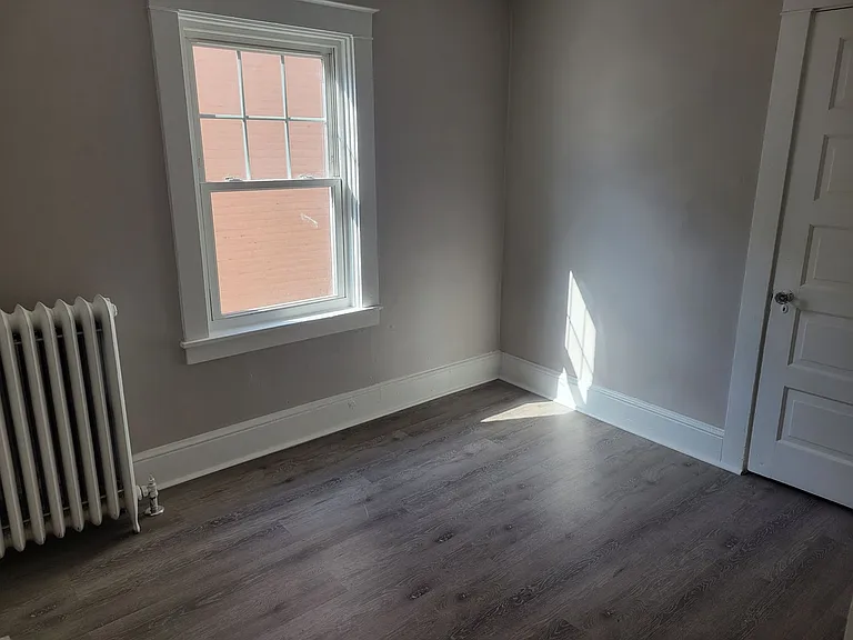 612 High St — Photo 2
