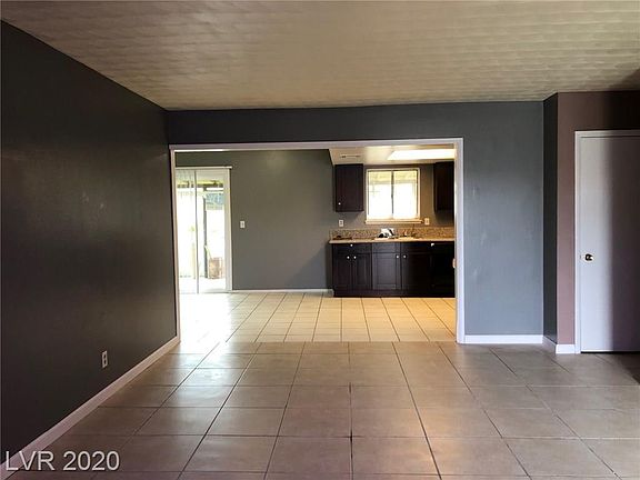 3rd image of 6317 Santa Cruz Ave
