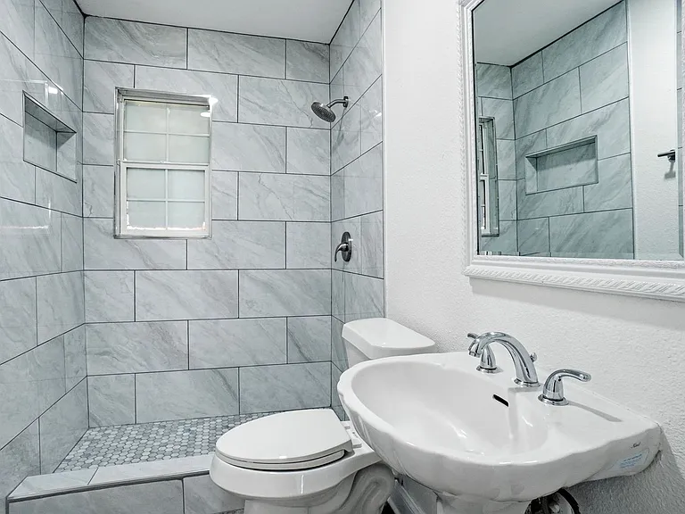 1013 Irion Dr — Photo 12