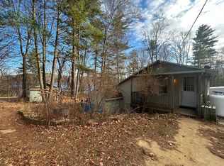 6 Hillside Dr, Holland, MA 01521