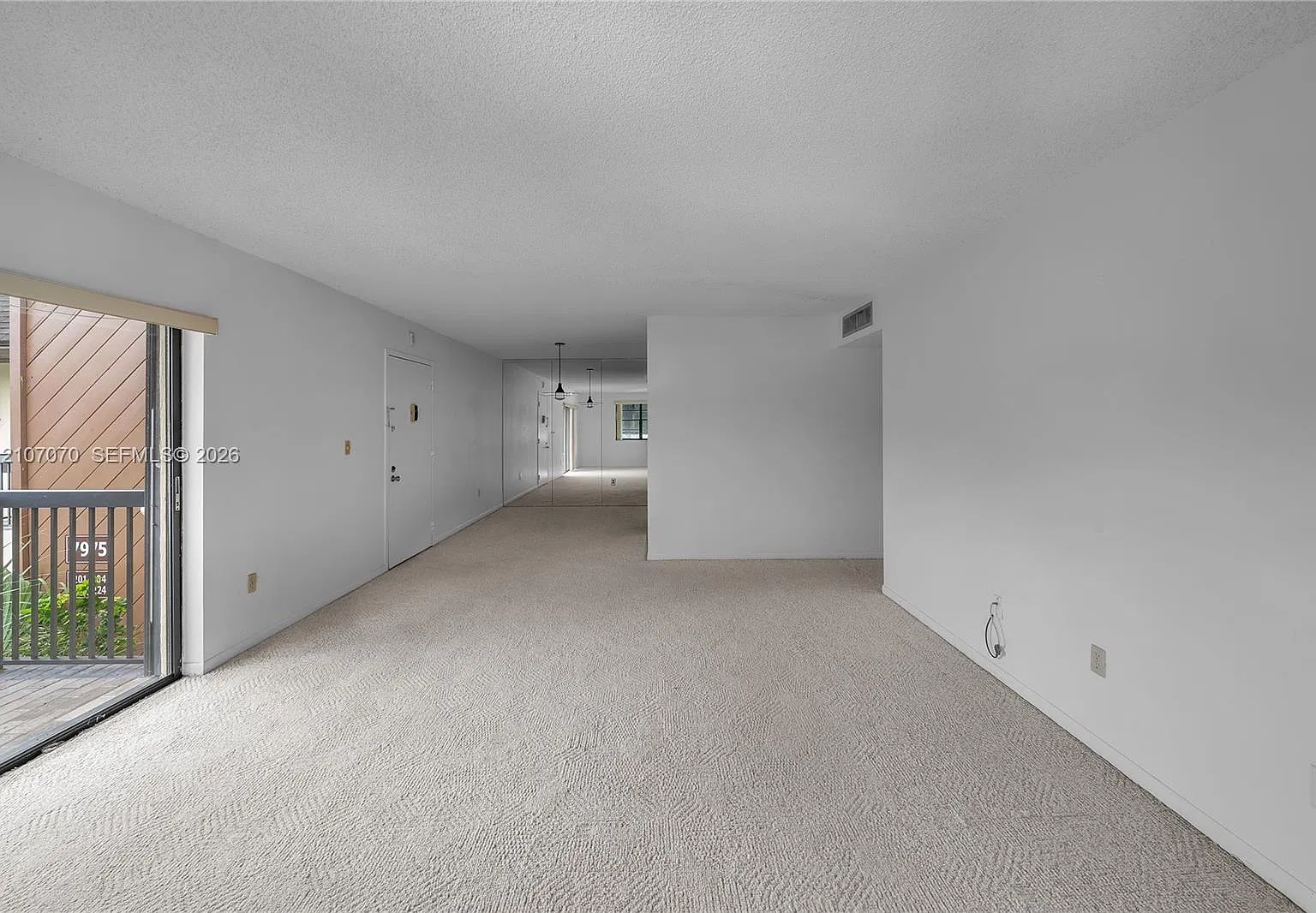Kings Creek West Condo Bl — Photo 4