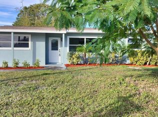 2596 Sadler Ln, Melbourne, FL 32935