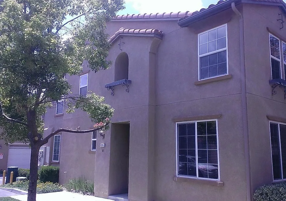 Morning Sun shines at this angle toward upstairs main bedroom (end unit at green belt)