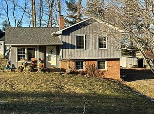 77 Amelia Ln, Hillsville, VA