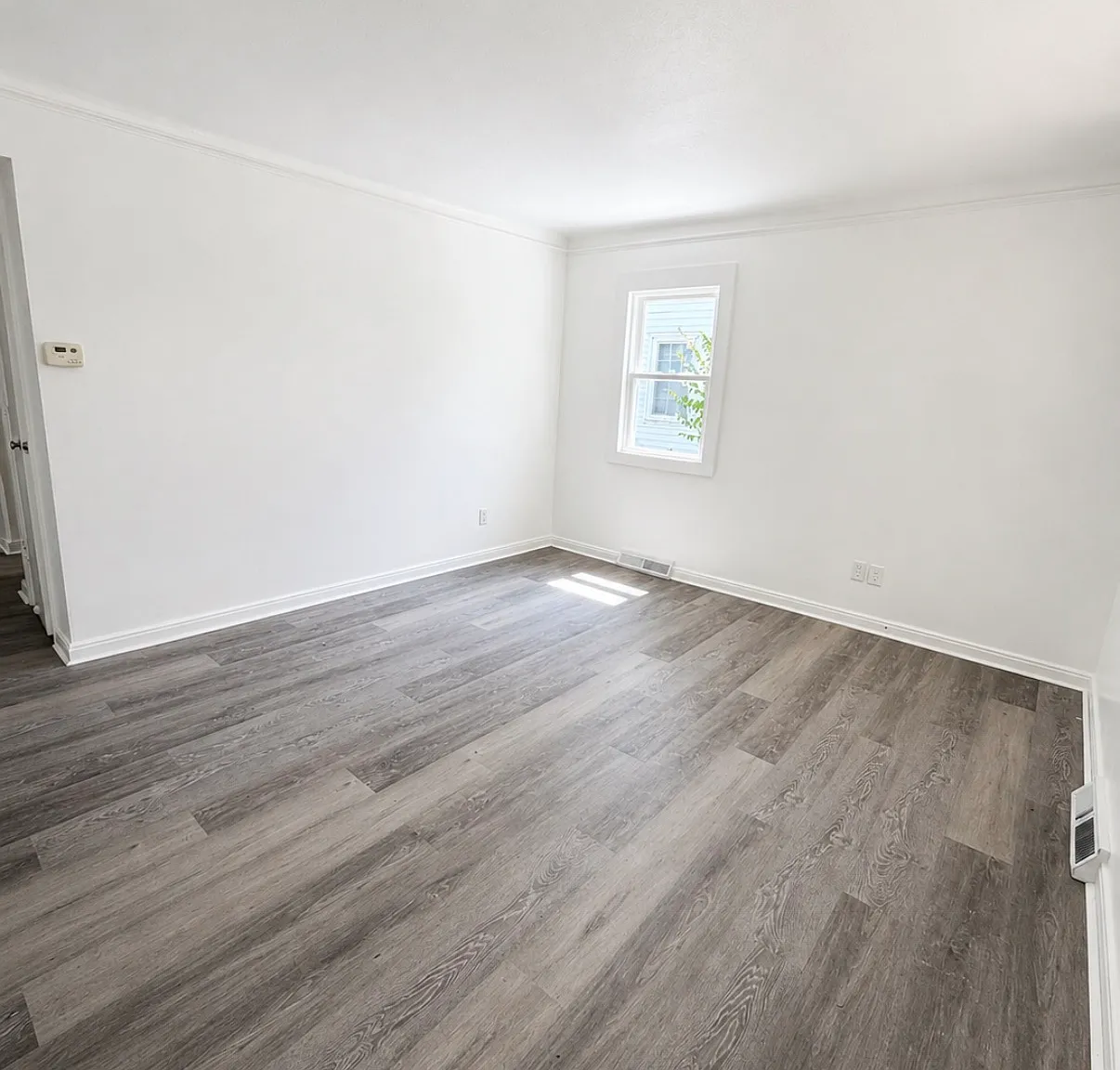 5298 Neff Ave — Photo 3