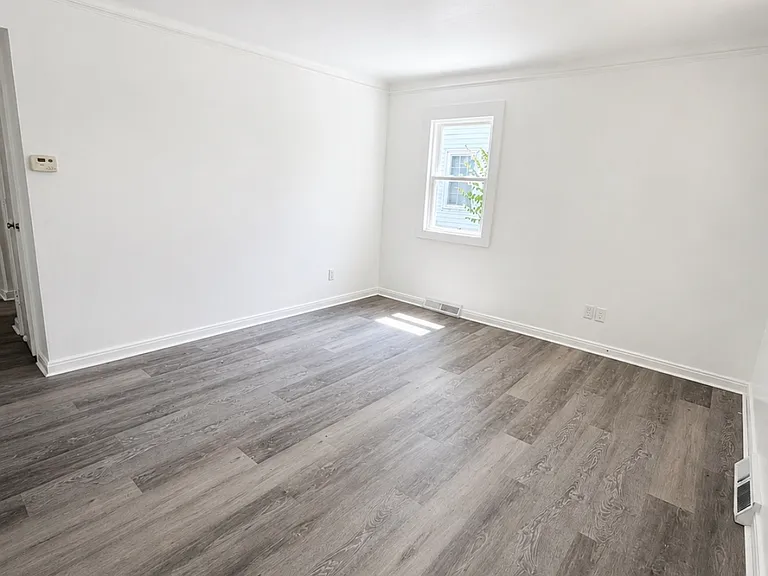 5298 Neff Ave — Photo 3