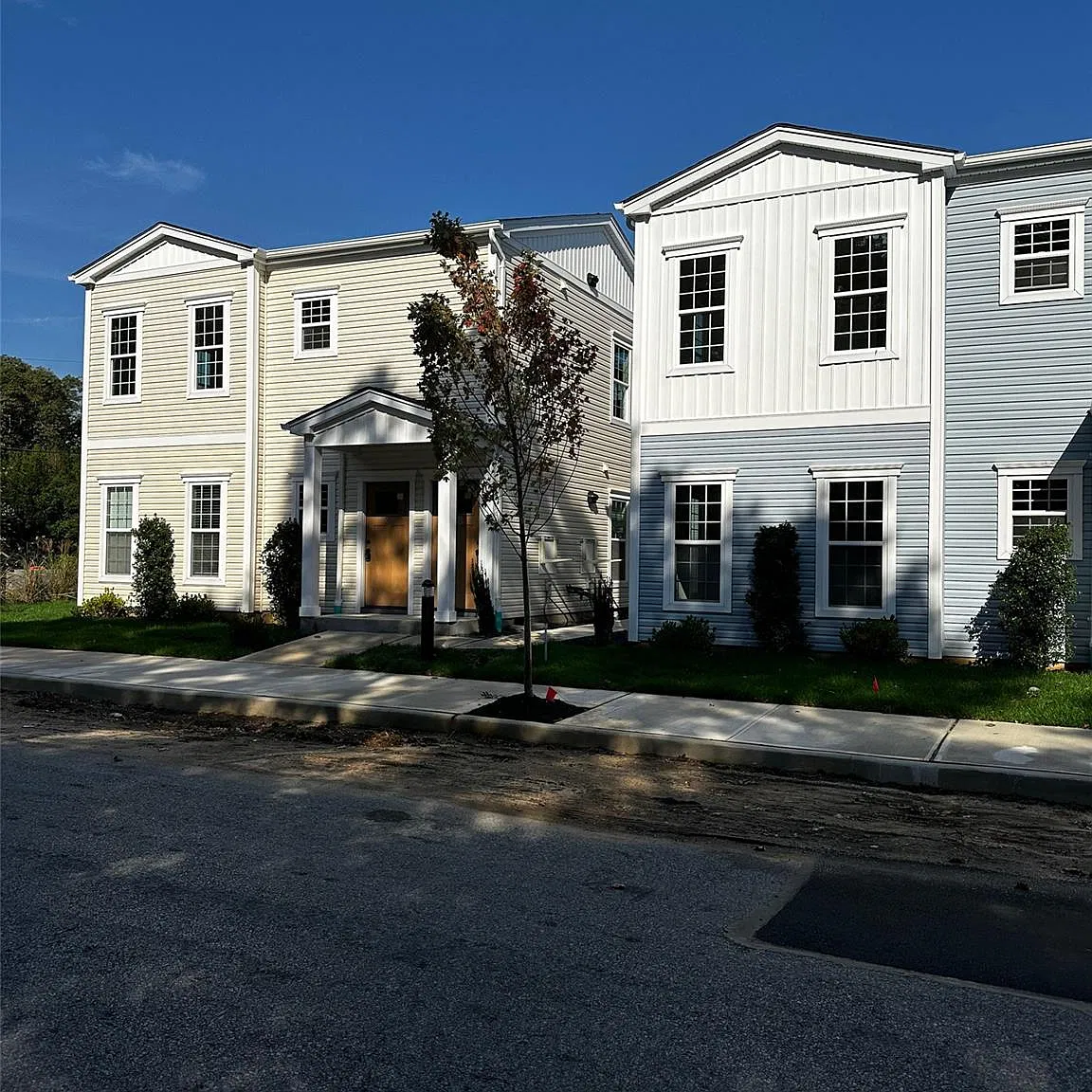 2 bed, 1.0 bath, 750 sqft, $2,850 — Photo 3