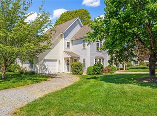 2 Seawinds Ter, Westerly, RI 02891