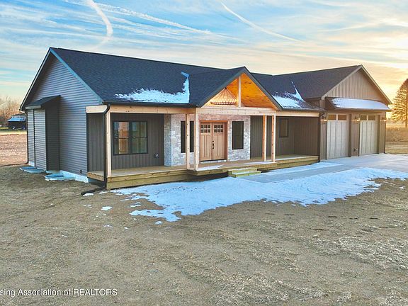 2nd image of 5895 Plains Rd