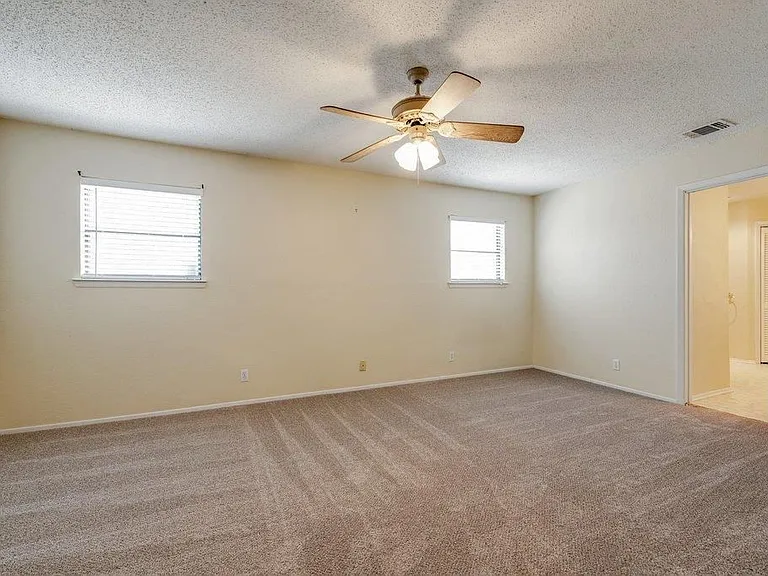 13204 Rampart St — Photo 12