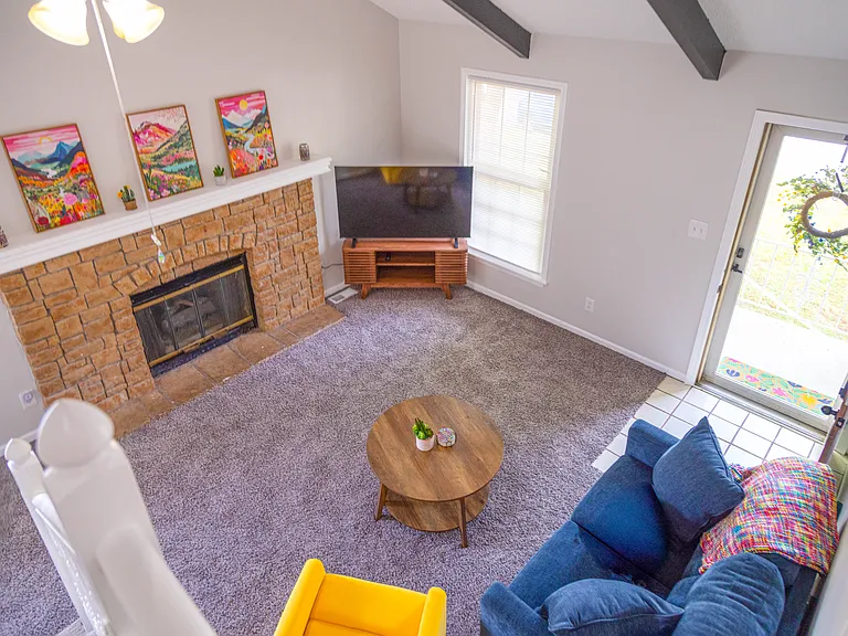 NE 62nd Pl — Photo 5