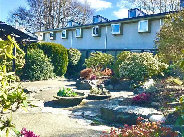 1541 N Dairy Rd, Victoria, BC V8T 3J4