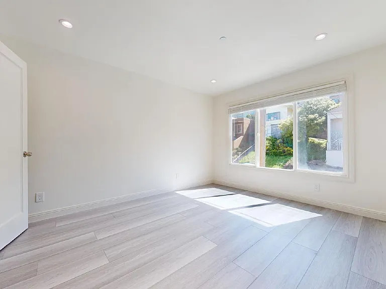 150 Frankfort St — Photo 18