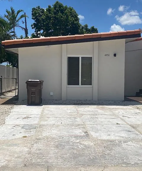 4450 W 1st Ave — Photo 1