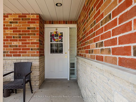 5th image of 275 Huron St #49