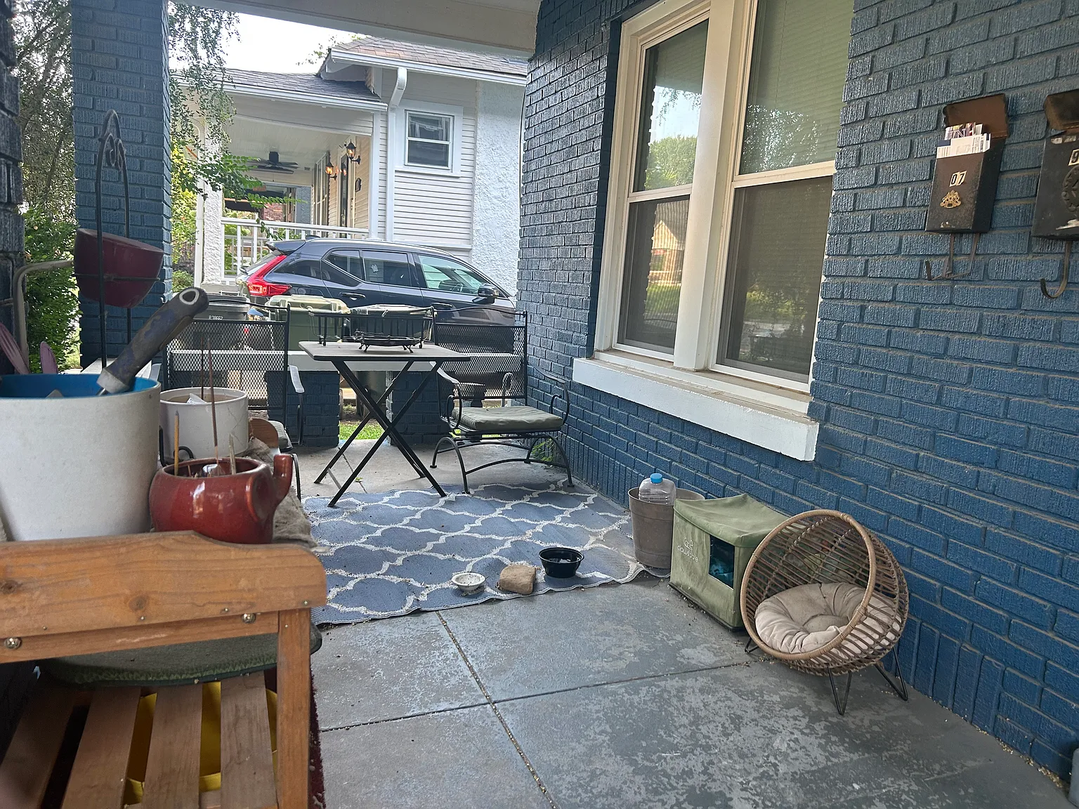 905 Meda St — Photo 2
