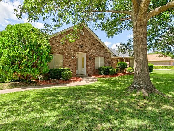 3rd image of 5608 Choctaw Dr