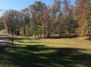 Spring Gardens Dr, Columbus, MS 39705