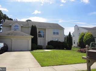 15 Wood Thrush Ave, Sicklerville, NJ 08081