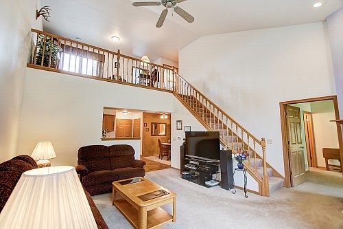 4th image of 724 Stoney Creek Ct APT 3